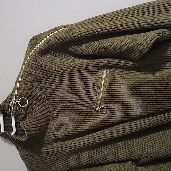 Vintage olive sweater size M - Picture 2 of 6